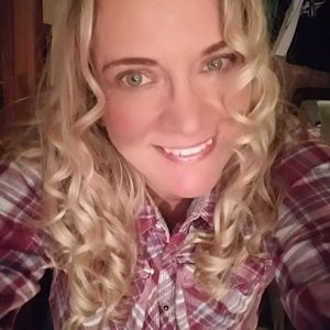 Meet your Posher, Christy